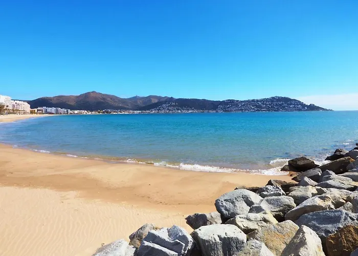 Girones By Interhome Willa