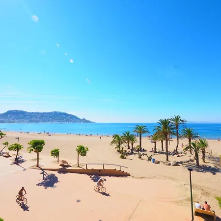 Girones By Interhome Roses